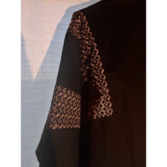 NIC+ZOE Black Embroidered Button-Up Blouse Size Large - Picture 8 of 8